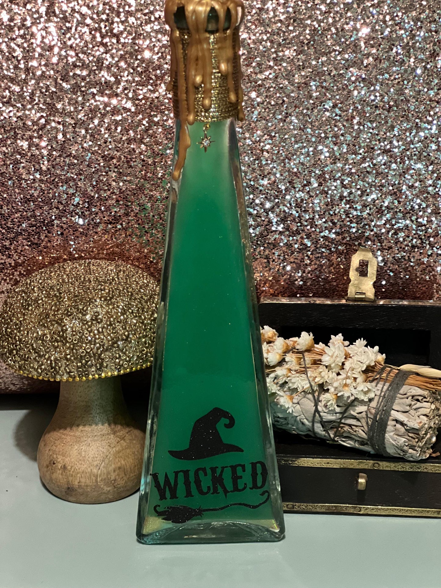 Something Wicked – Green & Gold ASMR Potion Inspired by Wicked Musical